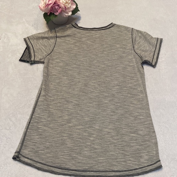 NWT AFFLICTION Size L Gray Short Sleeve Shirt Cut Out Neckline MSRP $54 - Picture 12 of 15